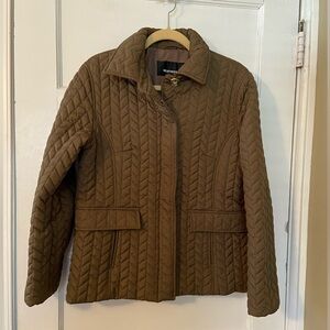 Weatherproof woman’s quilted jacket size large.